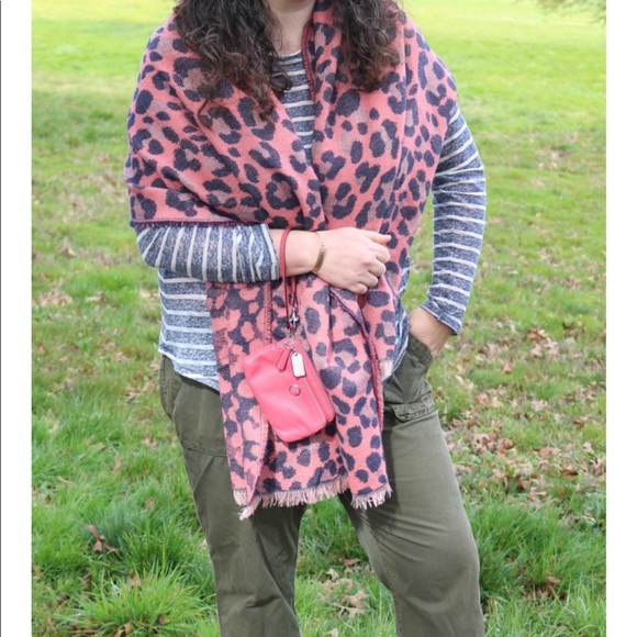 Long-soft blanket scarf. Colors -dark blue & pink - Picture 1 of 2